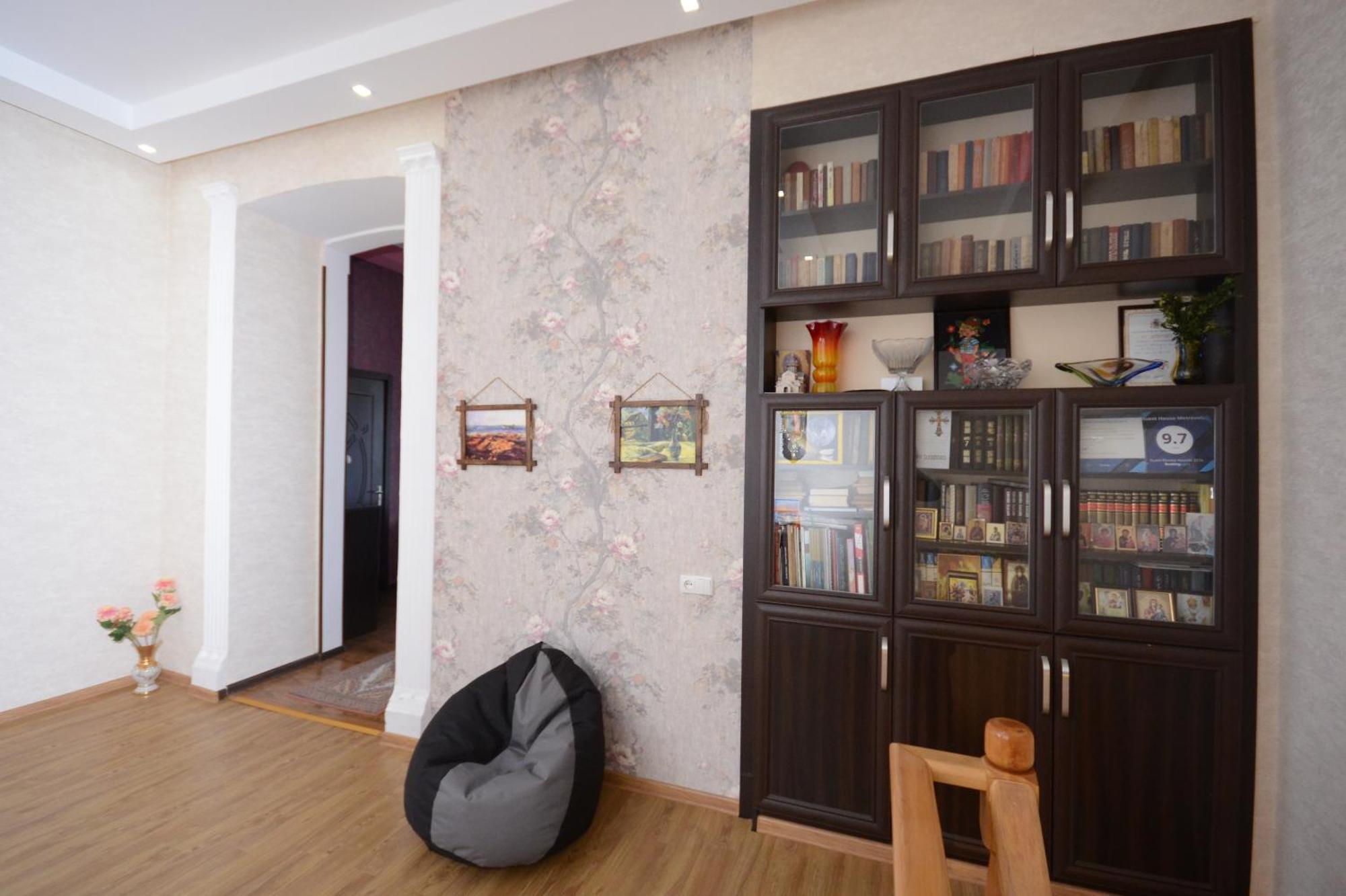 Holiday Home Bordzjomi Buitenkant foto
